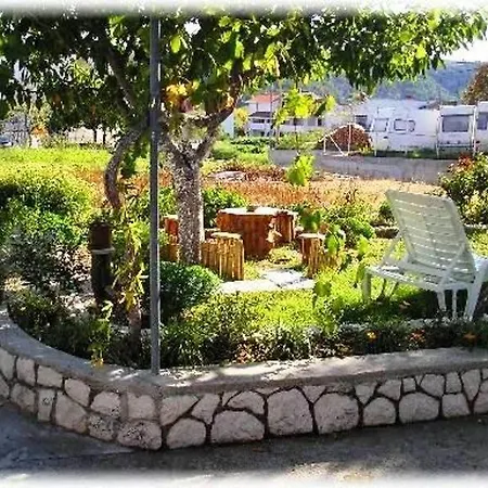 696-6 For 2+2 Pers. In Apartment