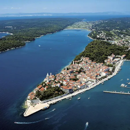 696-6 For 2+2 Pers. In 公寓 洛帕